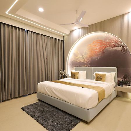 The Meera Hotel Ujjain Luaran gambar