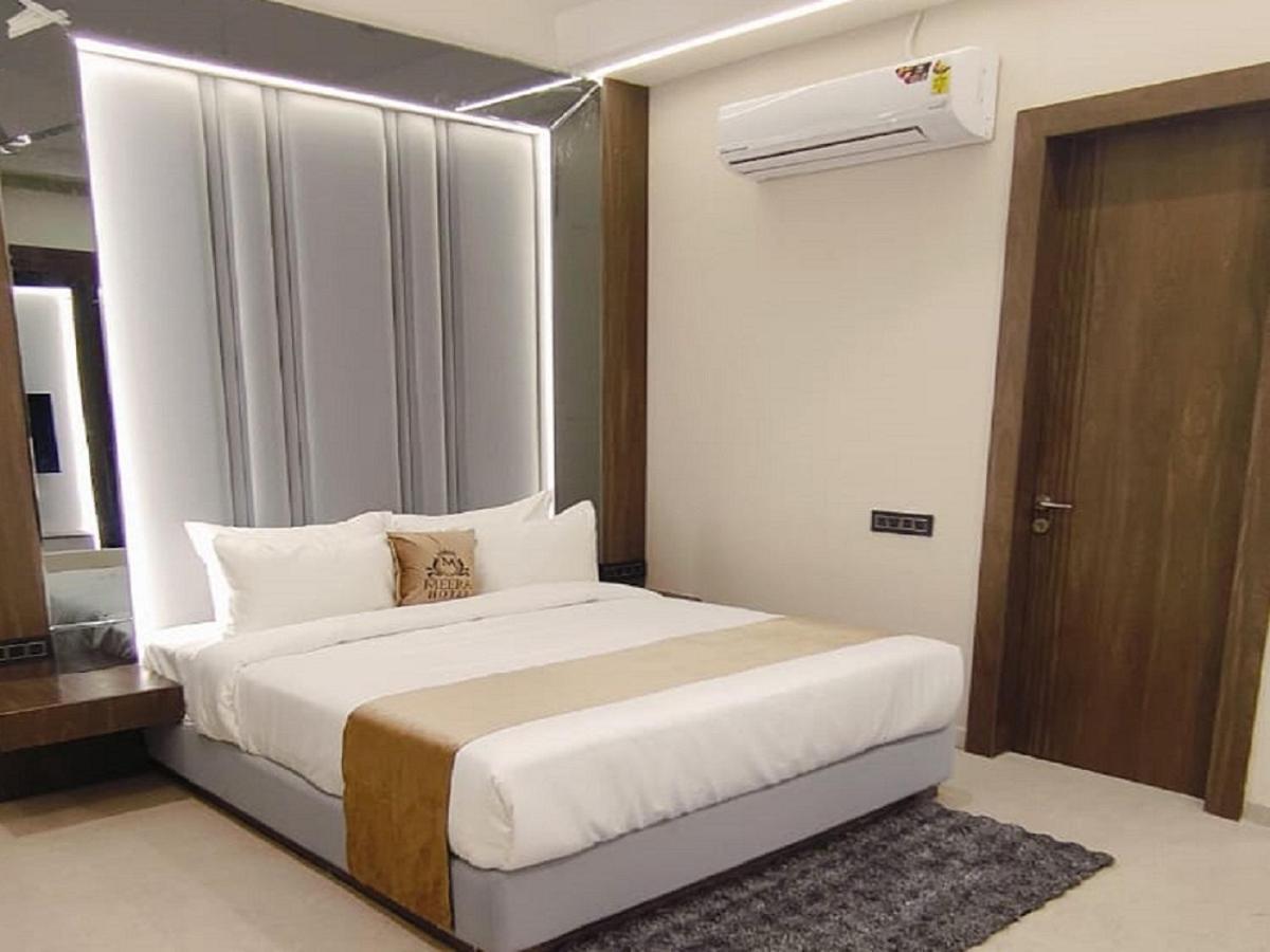 The Meera Hotel Ujjain Luaran gambar