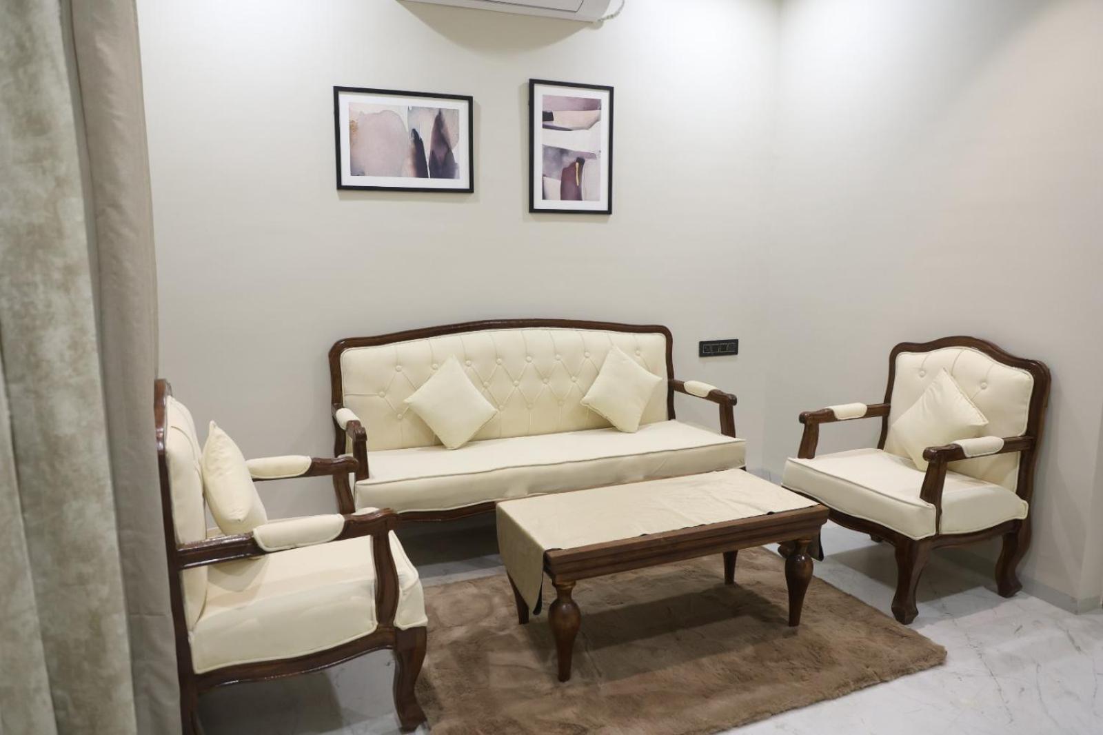 The Meera Hotel Ujjain Luaran gambar