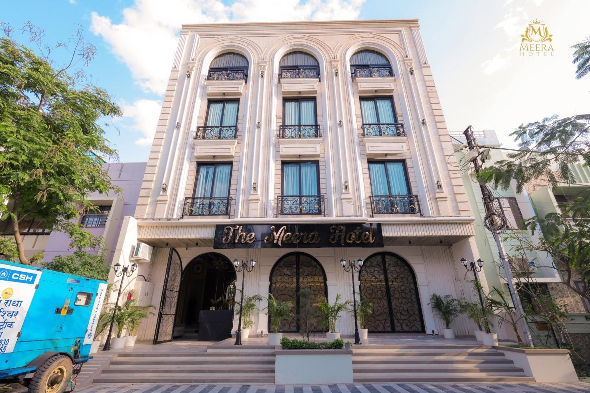 The Meera Hotel Ujjain Luaran gambar