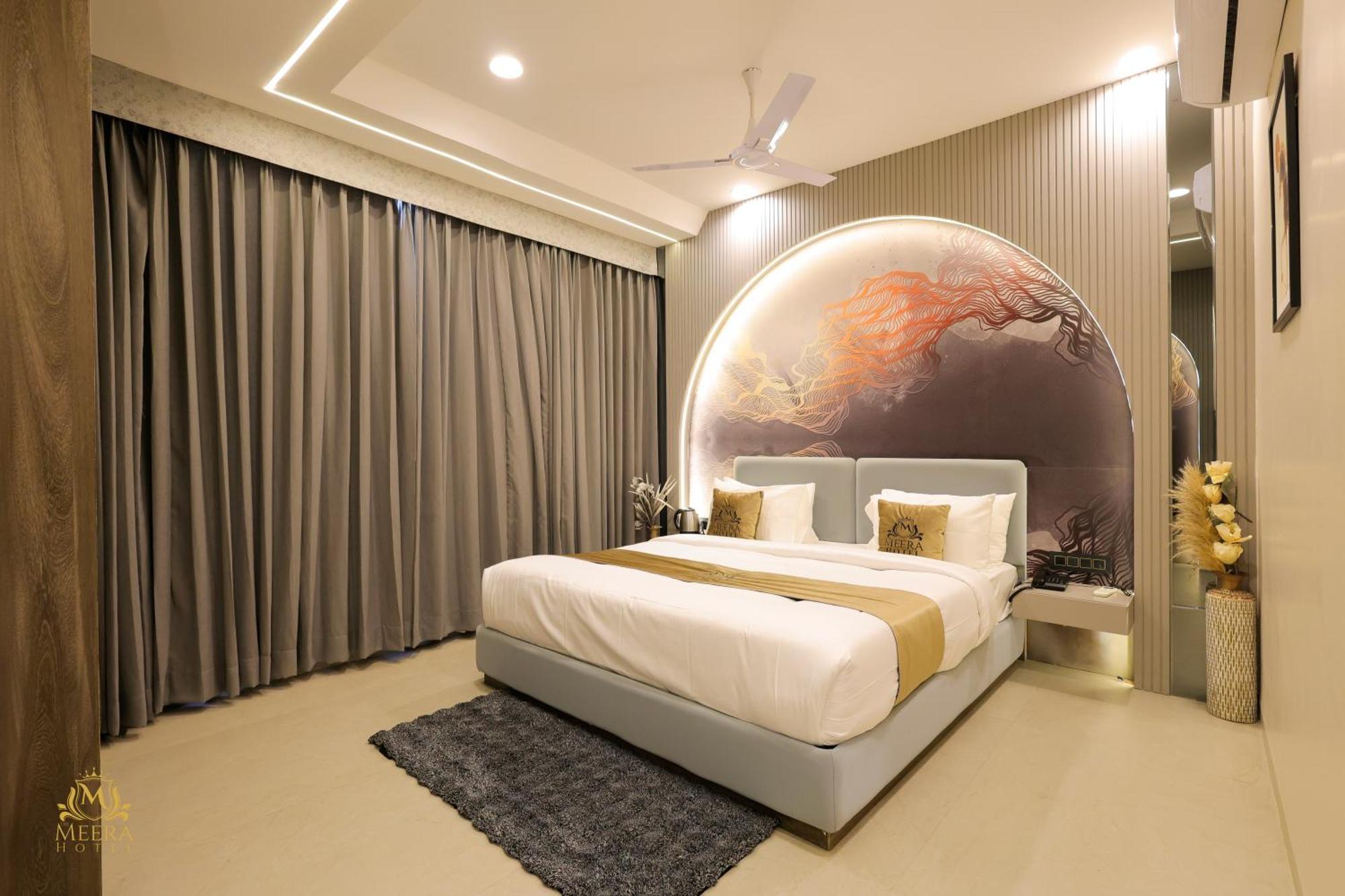 The Meera Hotel Ujjain Luaran gambar
